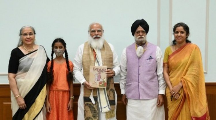 PM receives first copy of the book, ‘The Ramayana of Shri Guru Gobind Singh Ji’ penned by Late Mrs. Baljit Kaur Tulsi Ji